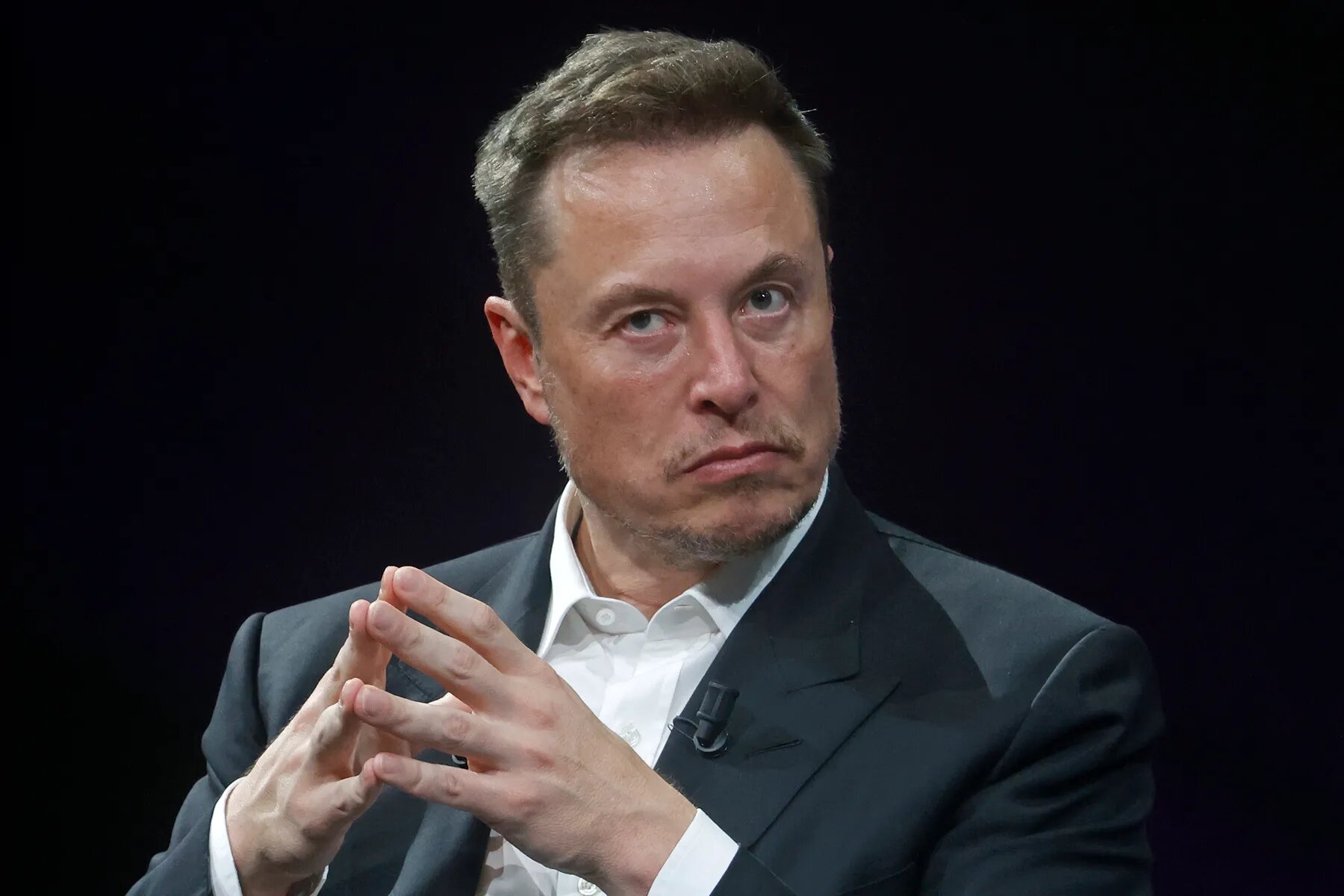 Elon-musk-vs-wikipedia