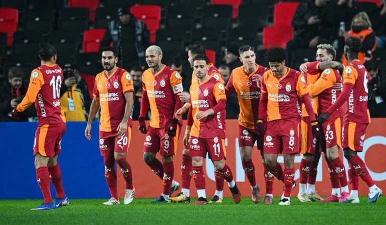 Galatasaray Süper Kupa’da Finale Yükseldi