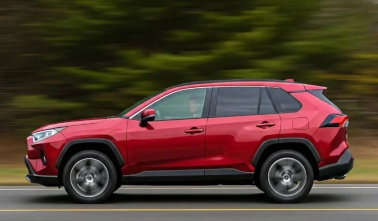 Toyota RAV4 PHEV ile Evi Bir Hafta Besleyebiliyor