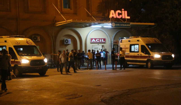 Derik Devlet Hastanesi’nde Başhekime Saldırı: 2 Gözaltı