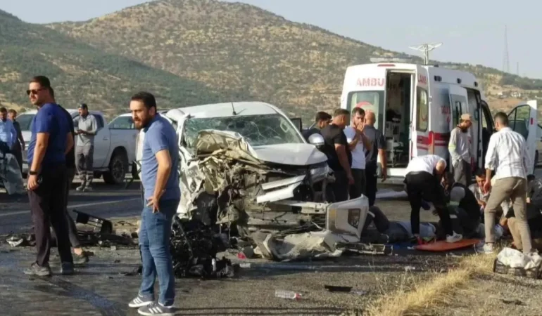 Midyat – Gercüş Yolunda Kaza: 7 Kişi Yaralandı