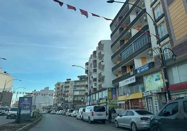 Cizre’de Dolmuşun Çarptığı Çocuklardan Barış Elma Hayatını Kaybetti